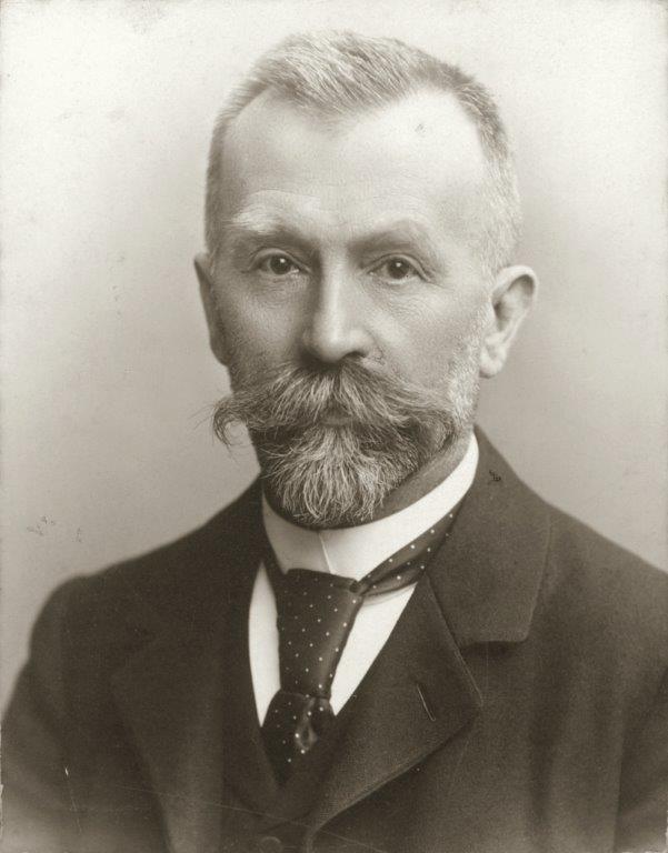 Portrait von Karl Schulz